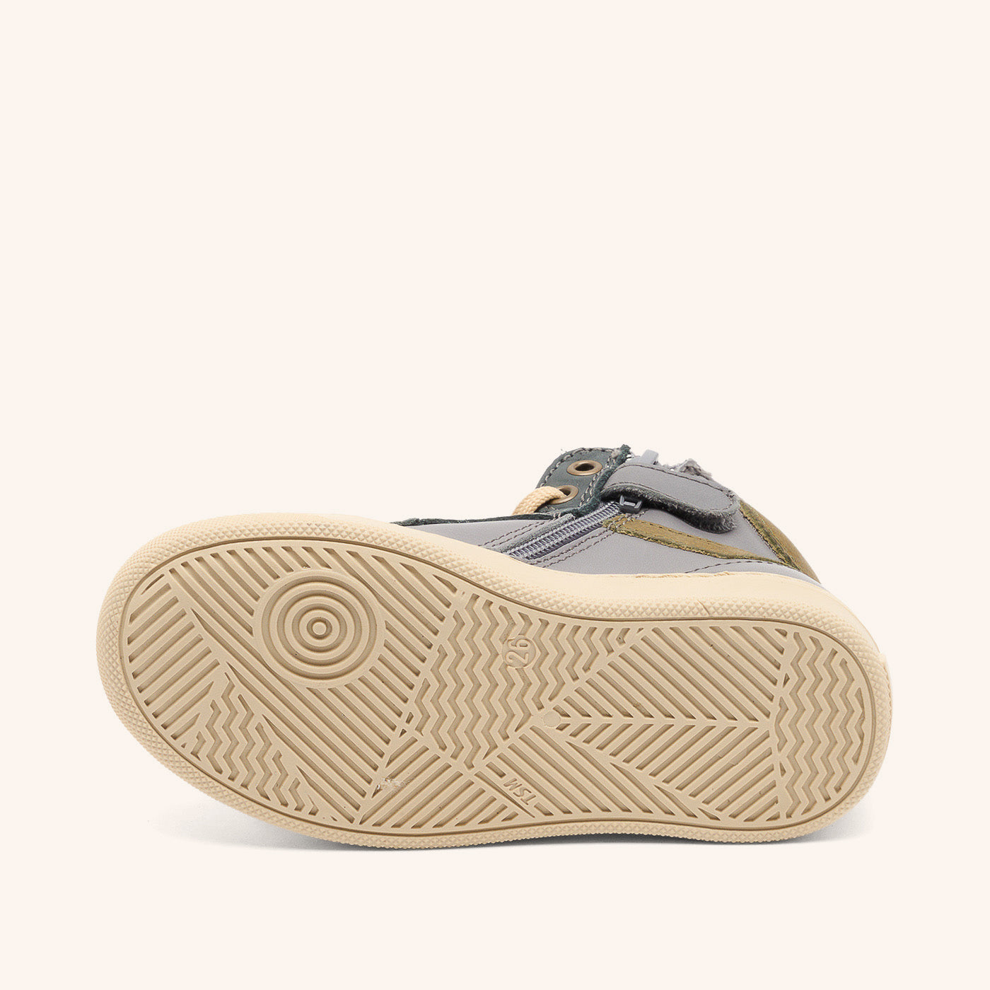 bisgaard isak grey