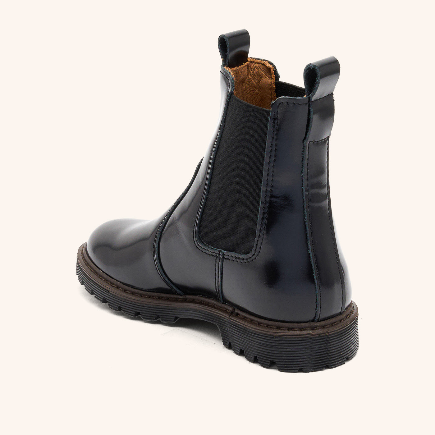 bisgaard neel black polido