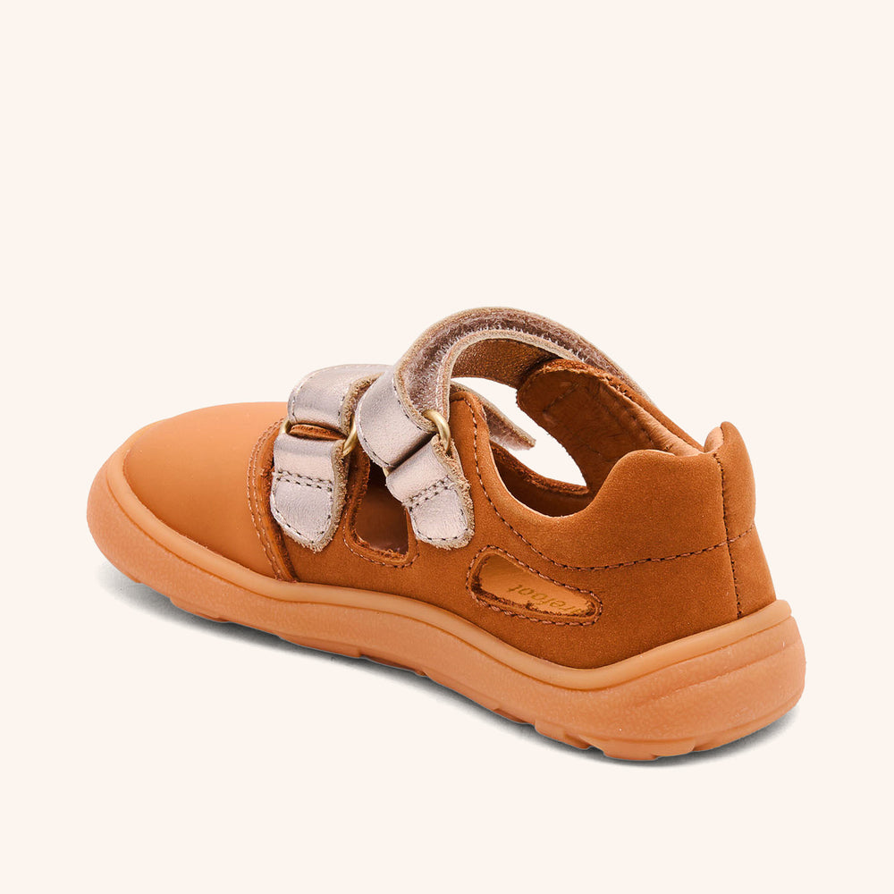 bisgaard barefoot michi cacao